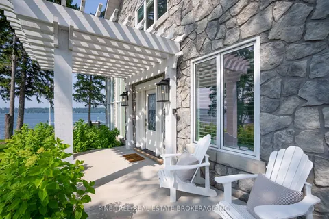 409 Coxmill Rd, Barrie, ON L4N 7S8