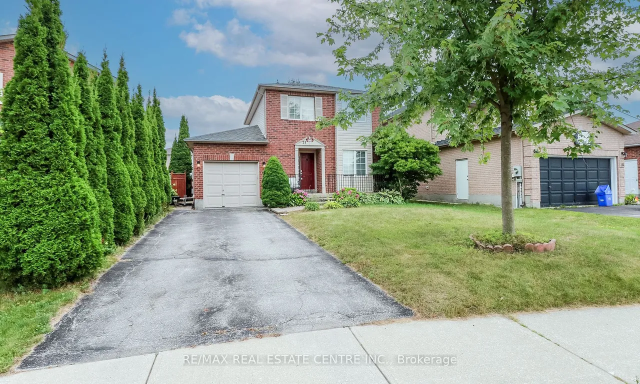 23 Wice Rd, Barrie, ON L4N 8S4