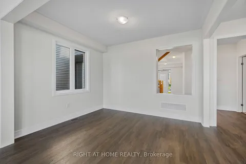21 Rosanne Circ, Wasaga Beach, ON L9Z 0N4