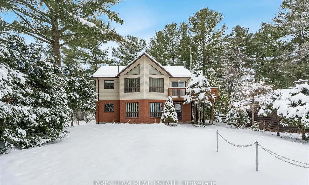 84 Wendake Rd, Tiny, ON L0L 2T0