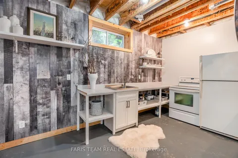 697 Lafontaine Road, Tiny, ON L9M 0S5