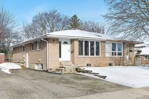 22A Bernick Dr, Barrie, ON L4M 5J5