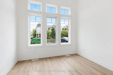 2 Sandy Coast Cres, Wasaga Beach, ON L9Z 0J9