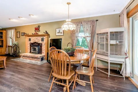 301 4 Concession Road, Tiny, ON L0L 2T0
