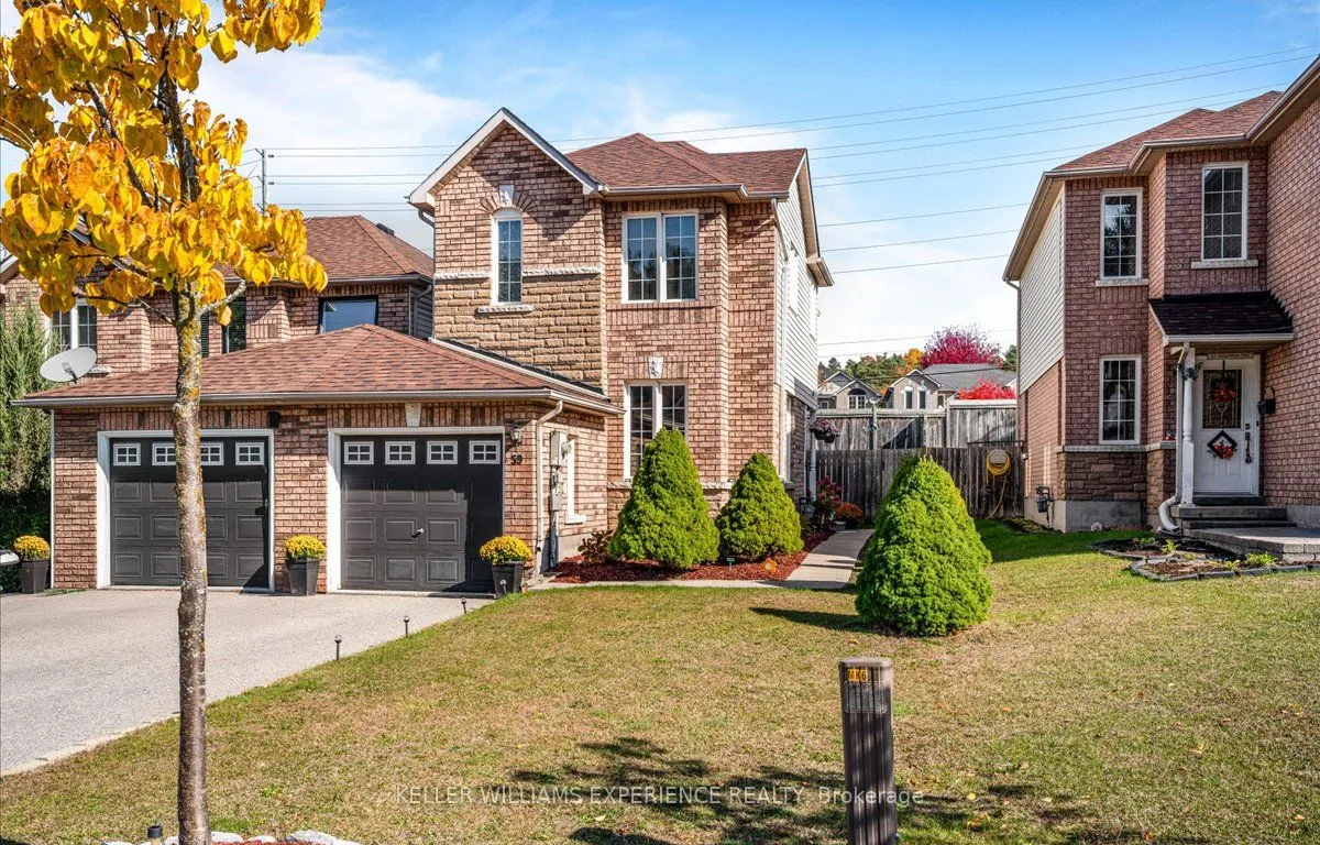 59 Hawthorne Cres, Barrie, ON L4N 9Y7