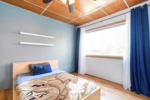 138 Richard St, Tay, ON L0K 2A0