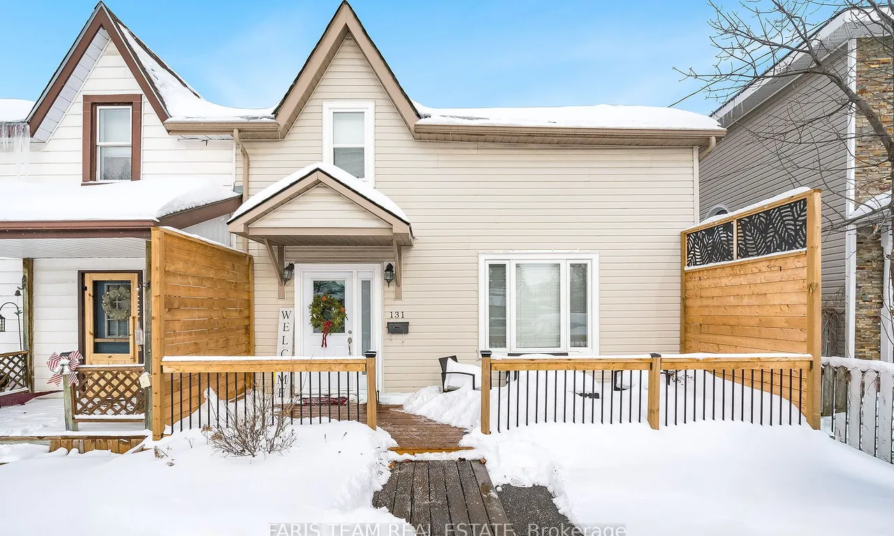131 Rodney St, Collingwood, ON L9Y 1E2