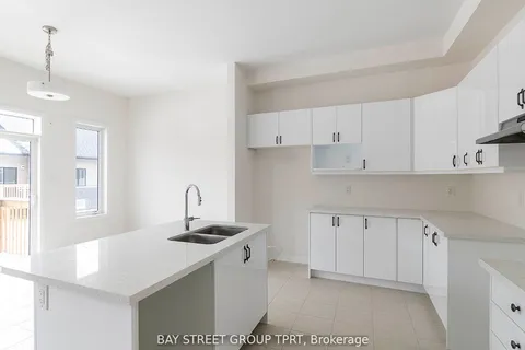 3778 Sunbank Cres, Severn, ON L3V 6H3