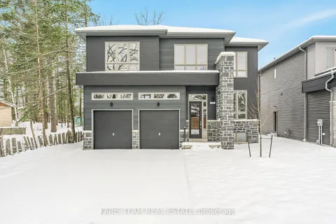 132 Ansley Rd, Wasaga Beach, ON L9Z 2N5