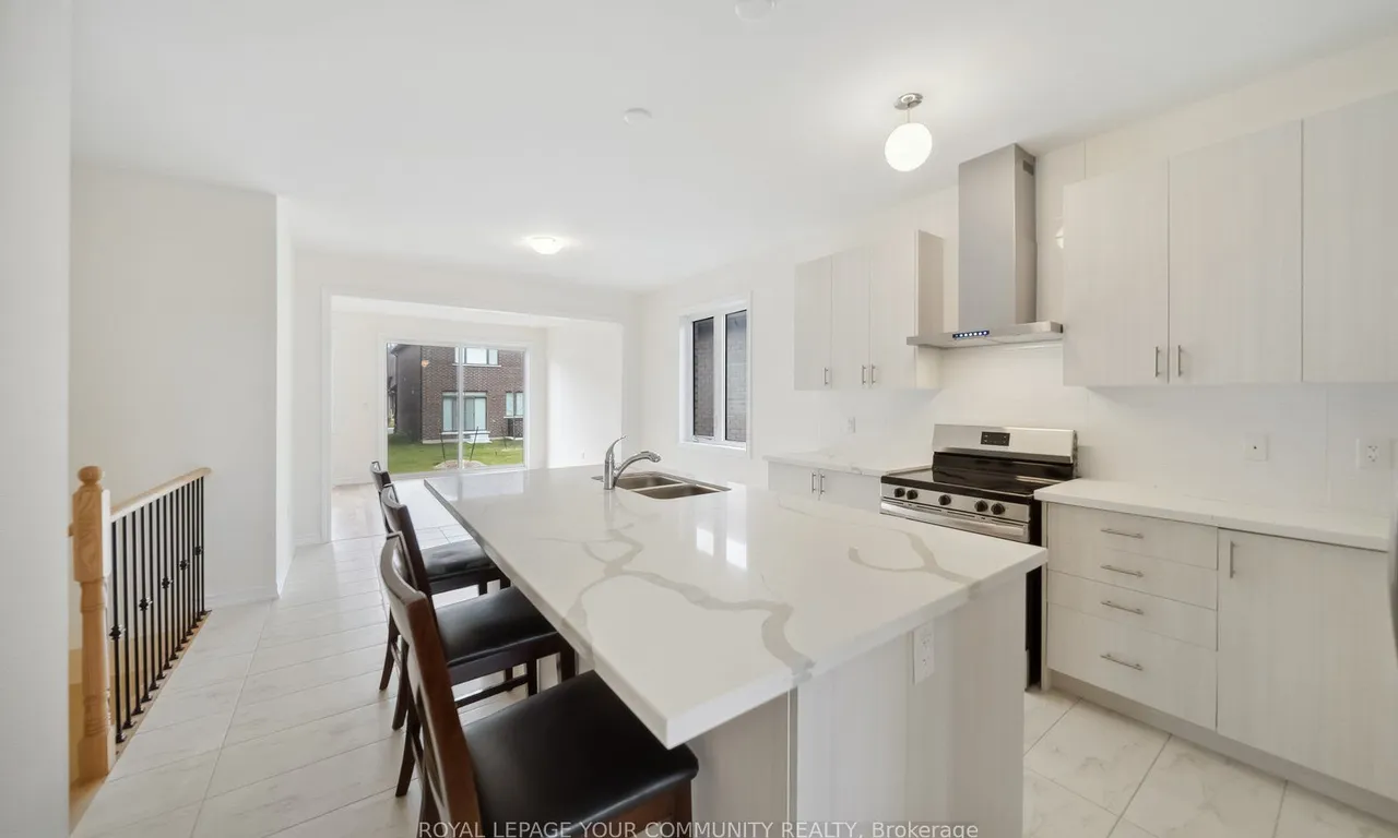 83 Sun Valley Ave, Wasaga Beach, ON L9Z 0N7