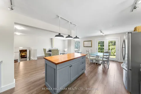 2422 Snow Valley Rd, Springwater, ON L9X 1K1