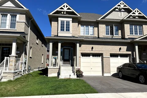 89 Shepherd Dr, Barrie, ON P3P 1J2