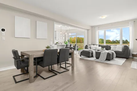152 Terry Fox Dr, Barrie, ON L9J 0L7
