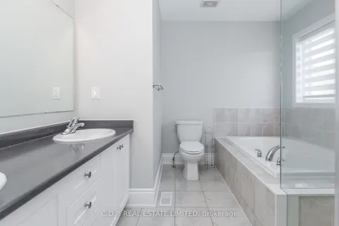 5 RUGMAN Cres, Springwater, ON L9X 2A2