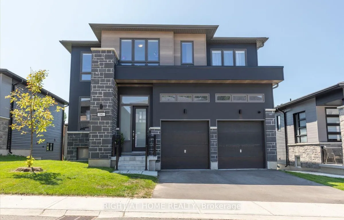 96 Berkely St, Wasaga Beach, ON L9Z 0K5