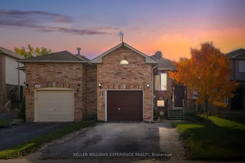 109 Athabaska Rd, Barrie, ON L4N 8E6