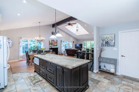 1240 Methodist Point Rd, Tiny, ON L9M 0V4