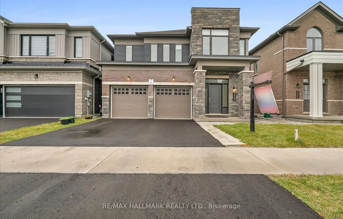 4 Bannister Rd, Barrie, ON L9J 0L4