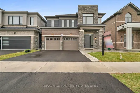 4 Bannister Rd, Barrie, ON L9J 0L4