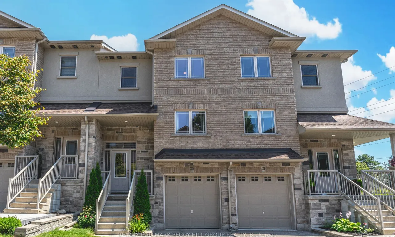 376 Blake St, Barrie, ON L4M 1L3