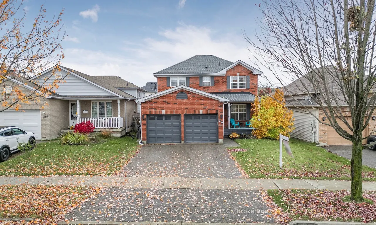 28 Leggott Ave, Barrie, ON L4N 8A9