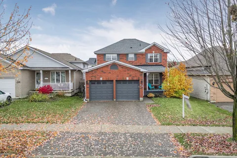 28 Leggott Ave, Barrie, ON L4N 8A9