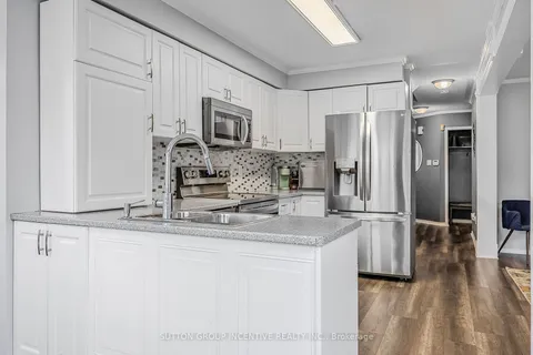 28 Leggott Ave, Barrie, ON L4N 8A9