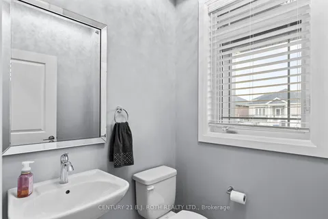 20 Rowley Cres, Springwater, ON L0L 1P0