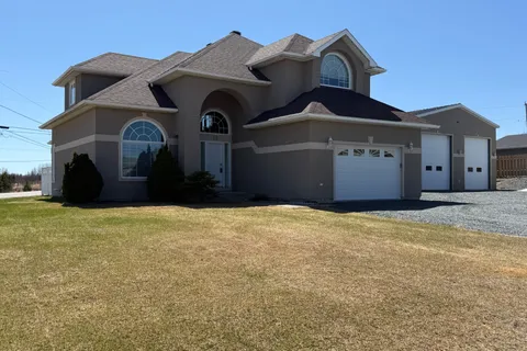 66 Huron Road, Cochrane, ON P0L 1C0