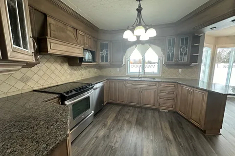 66 Huron Road, Cochrane, ON P0L 1C0