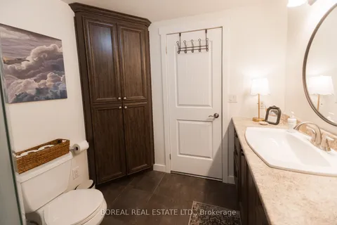 43 Huron Rd, Cochrane, ON P0L 1C0