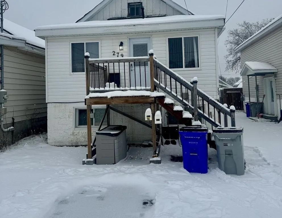 279 Elm St, Timmins, ON P4N 1X3
