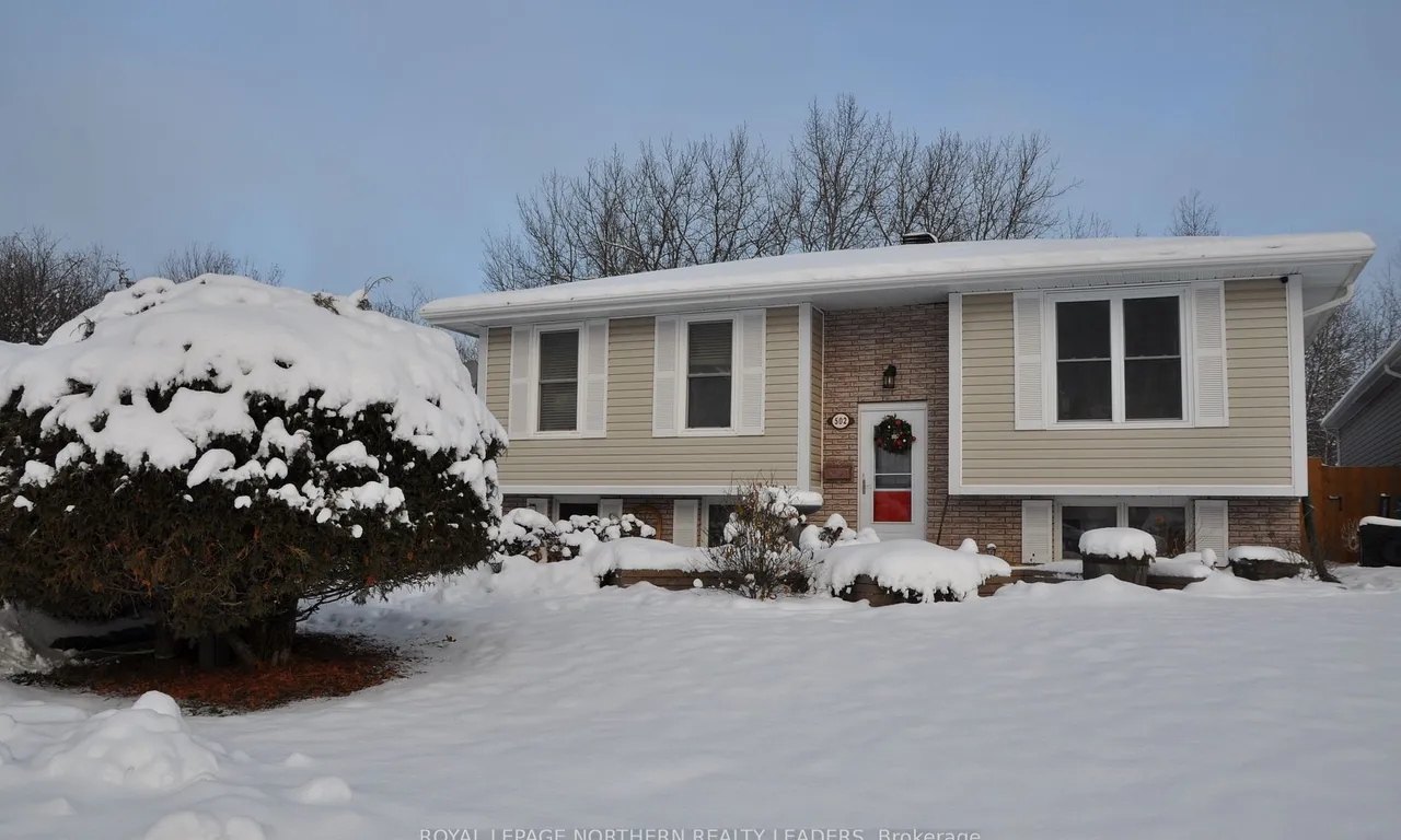 502 Remembrance St, Timmins, ON P0N 1C0