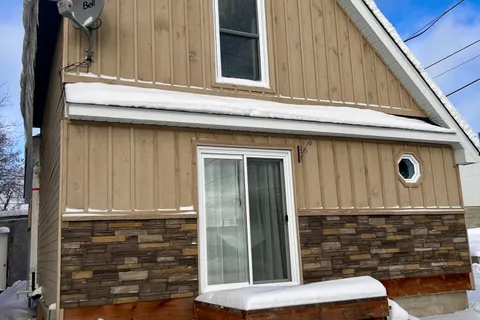 11 Cain Avenue, Kapuskasing, ON P5N 1S8