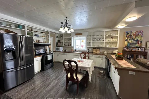427 Third St, Cochrane, ON P0L 1C0