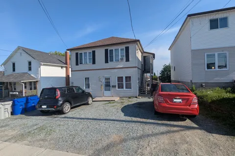 104-106 Windsor Avenue, Timmins, ON P4N 3B2