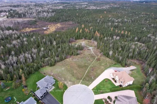 76 Conrad Crt, Timmins, ON P4N 8S5