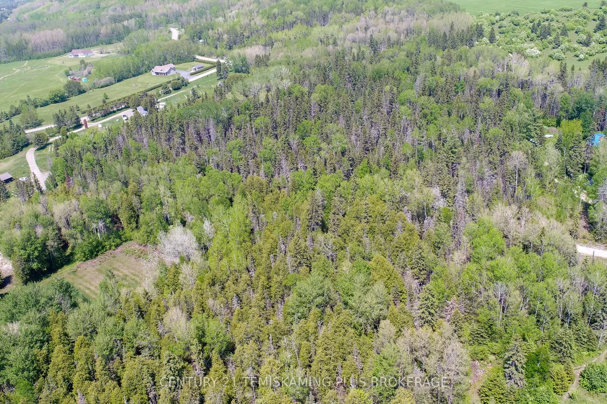 722056 R J Drive, ON P0J 1P0