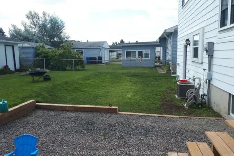 10 Ontario Avenue, Kapuskasing, ON P5N 2J5