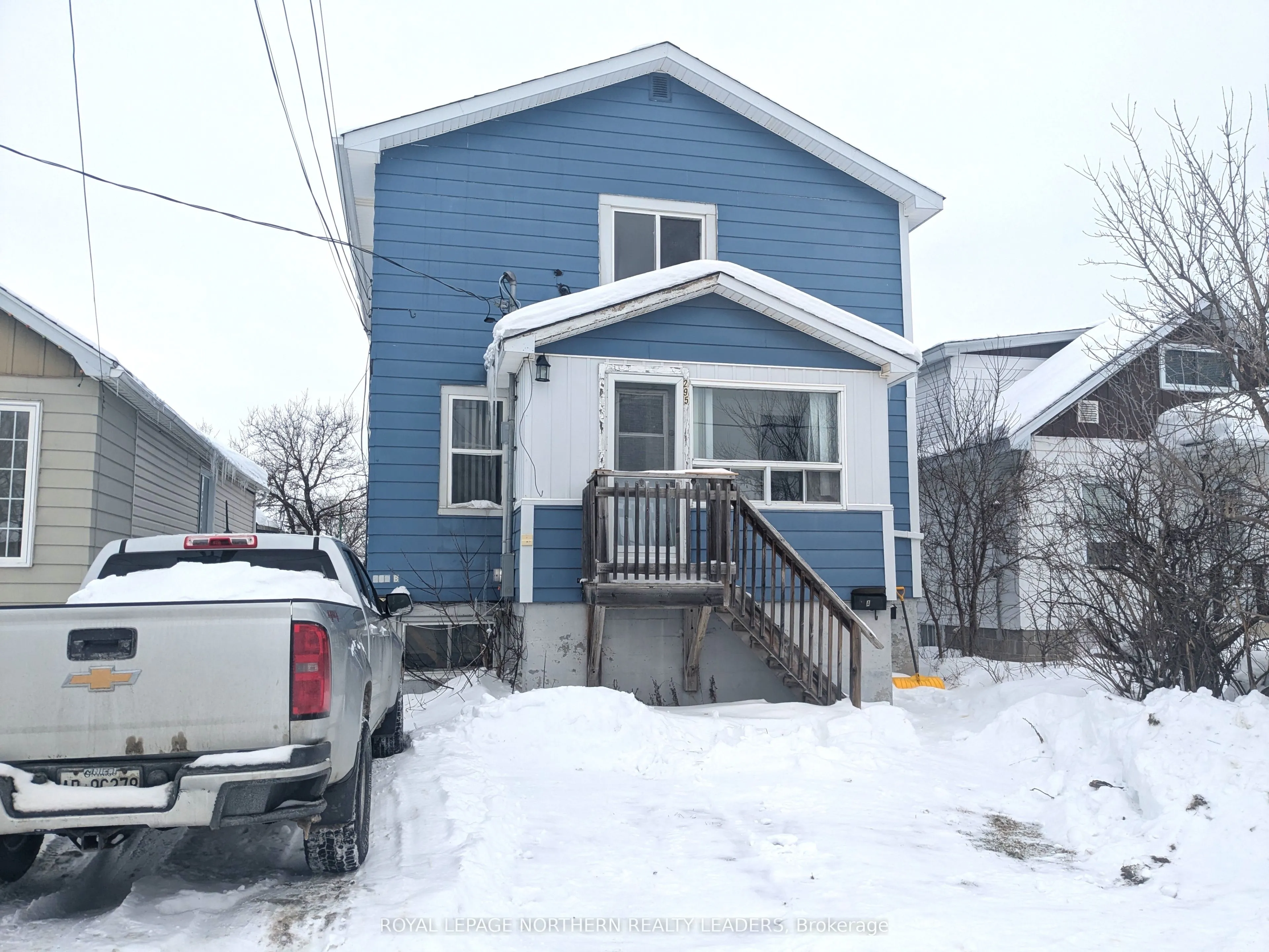 295-297 Cedar Street, Timmins, ON P4N 6J7