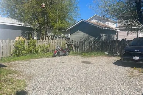 134 Golden Avenue, Timmins, ON P0N 1C0