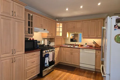 544 Broadwood Avenue, Temiskaming Shores, ON P0J 1P0