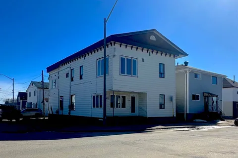 387 Main Street, Iroquois Falls, ON P0K 1G0