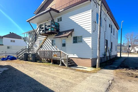 387 Main Street, Iroquois Falls, ON P0K 1G0