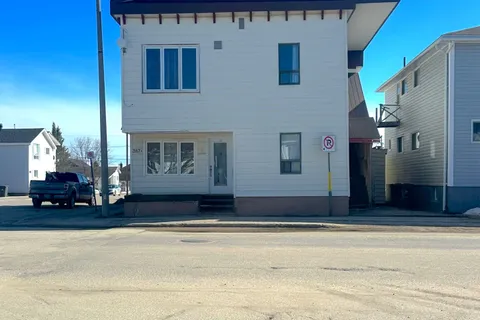 387 Main Street, Iroquois Falls, ON P0K 1G0