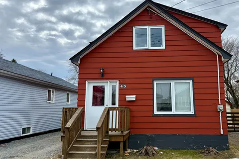 43 Crescent Avenue, Timmins, ON P4N 4H9