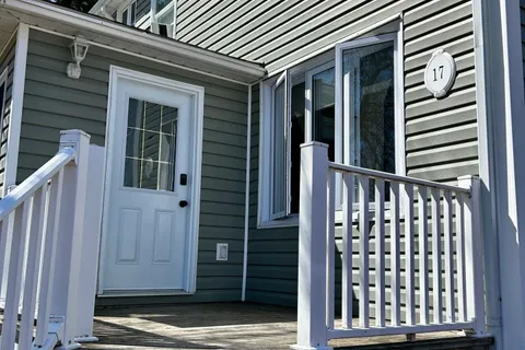 17 Victoria Street, Kapuskasing, ON P5N 1K6