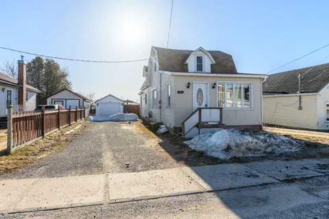 462 D'iberville Avenue, Iroquois Falls, ON P0K 1E0