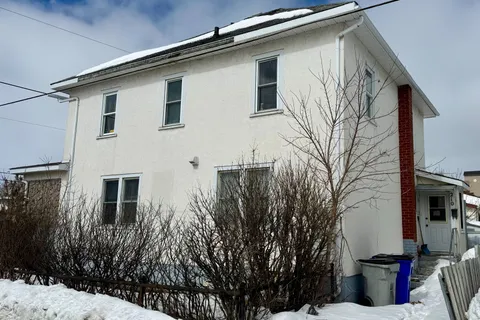 360 Cedar Street, ON P4N 2H5