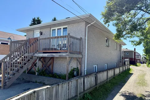 331 Spruce Street, ON P4N 2N2